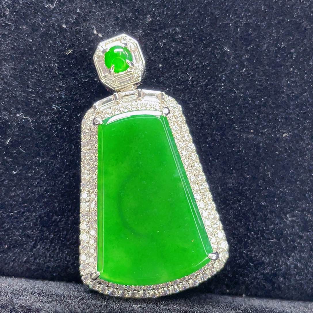 翡翠吊坠(不含链)未镶嵌