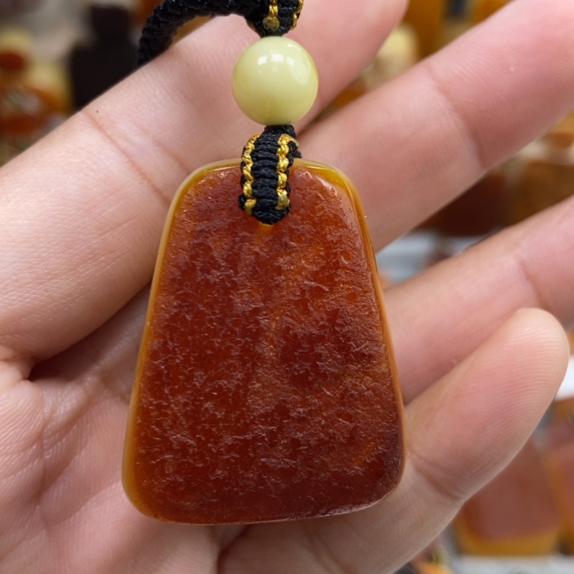 【闪购商品】琥珀颈饰未镶嵌