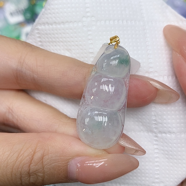 颈饰18K金镶嵌翡翠