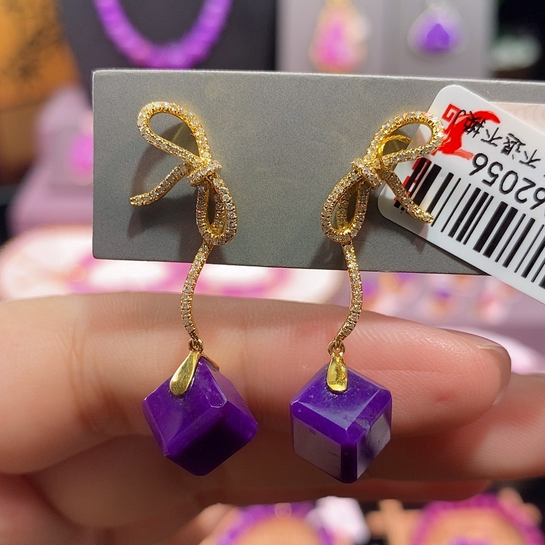 苏纪石（舒俱来）18K金镶嵌耳钉