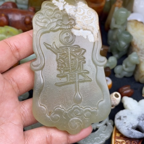 蛇纹石玉未镶嵌颈饰31