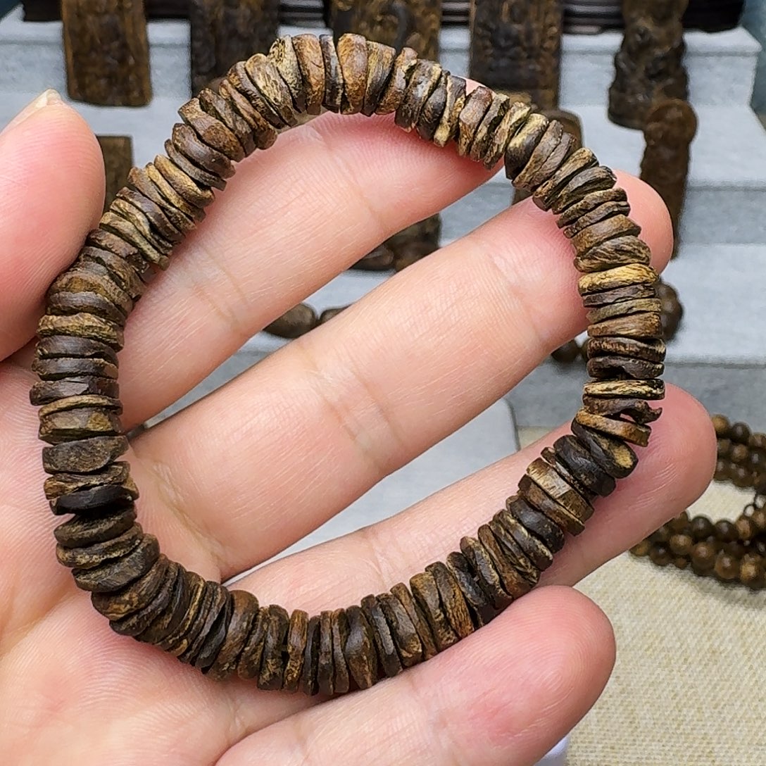 沉香沉香碎屑印尼