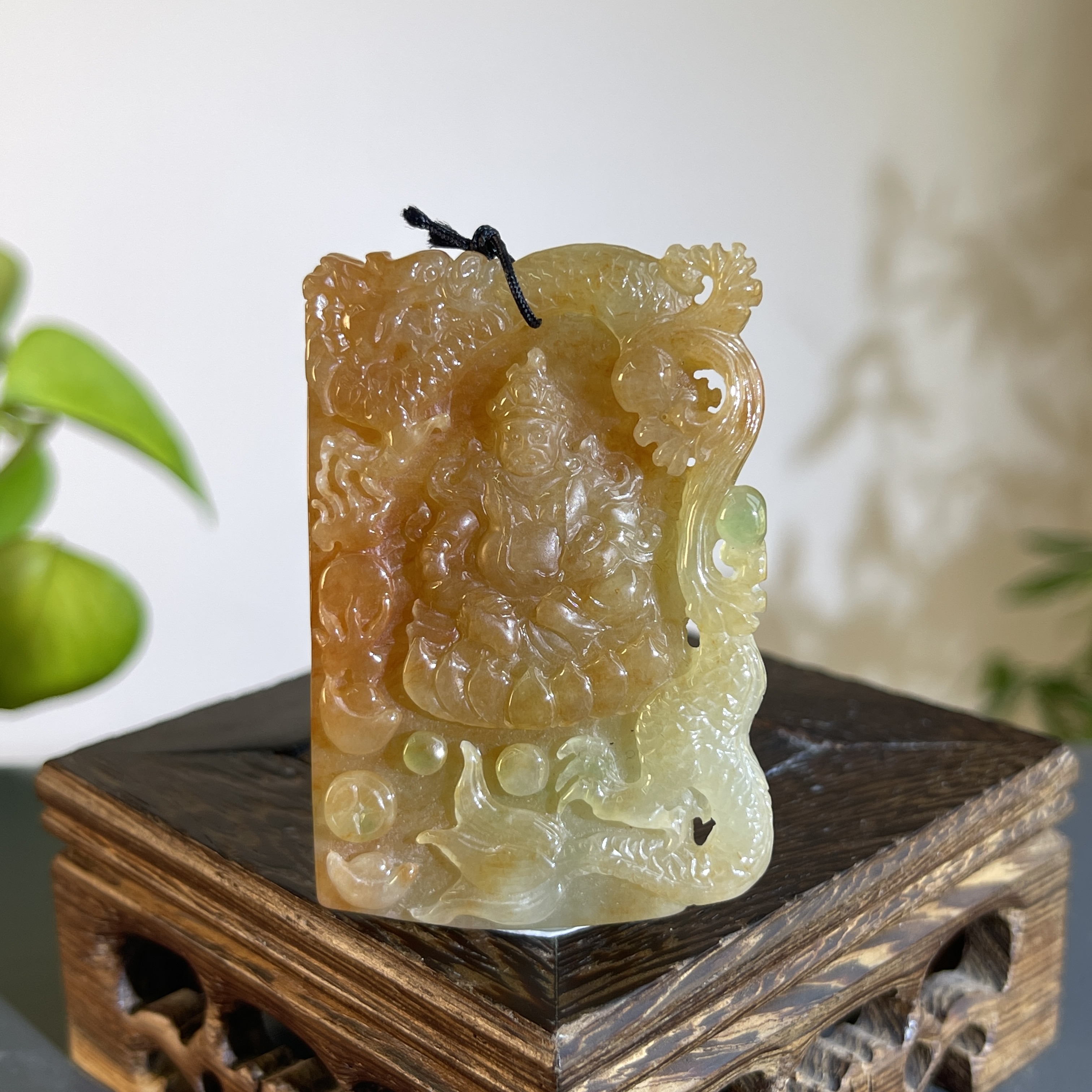 JTW21-186 天然缅甸翡翠A货 黄财神