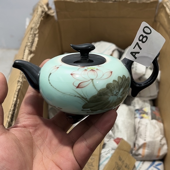 茶具默认微瑕瓷器、茶具、壶、摆件，介意勿拍 