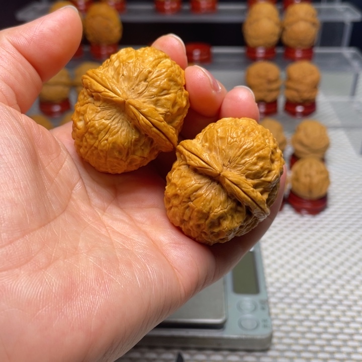 文玩核桃把件13至尊元宝