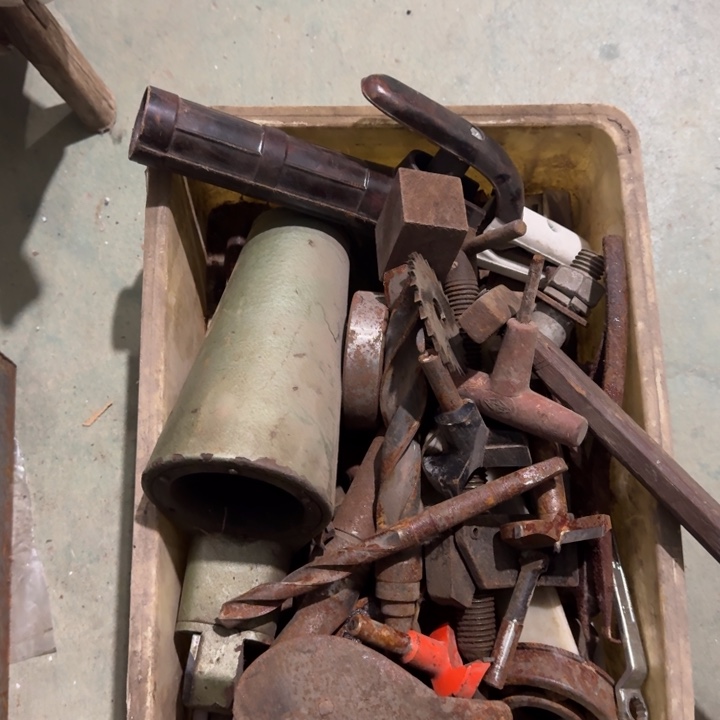 打包乱炖一筐废铁