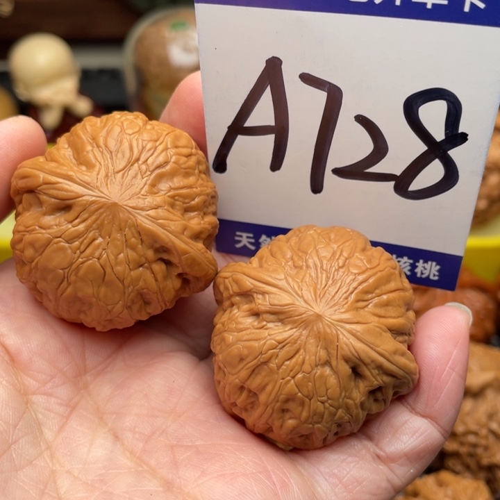 把件桃核铁锤妹妹37