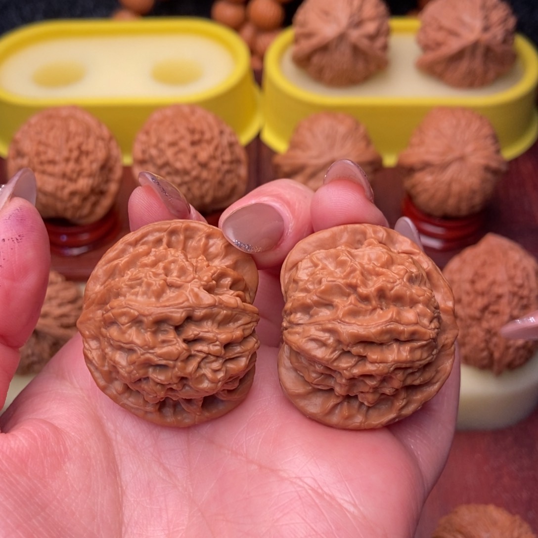 把件文玩核桃风***来37核王……