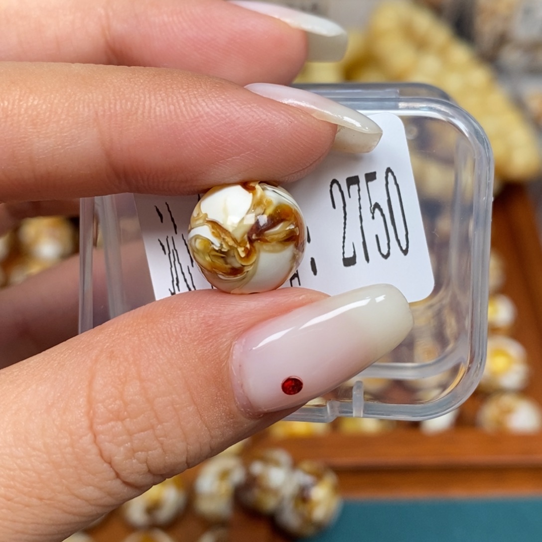 蜜蜡未镶嵌珠宝奇石2750