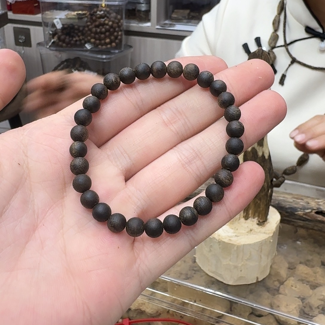 沉香沉香碎屑紫棋母树沉水 6-5 克多样性发一