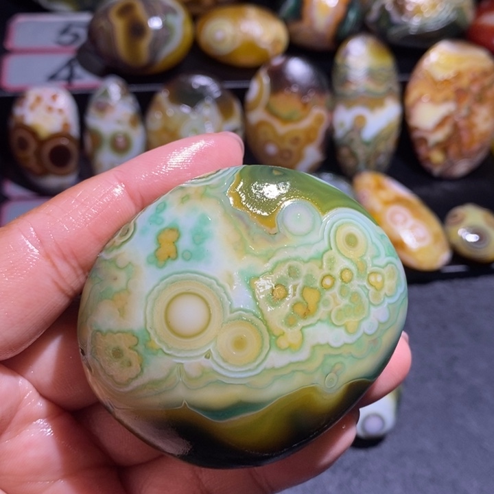 玛瑙/玉髓未镶嵌珠宝奇石98