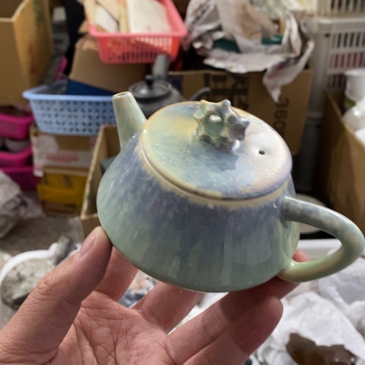 陶瓷艺术品及陶瓷壶