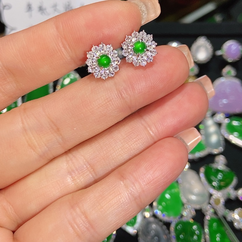 【闪购商品】翡翠耳饰未镶嵌天然翡翠