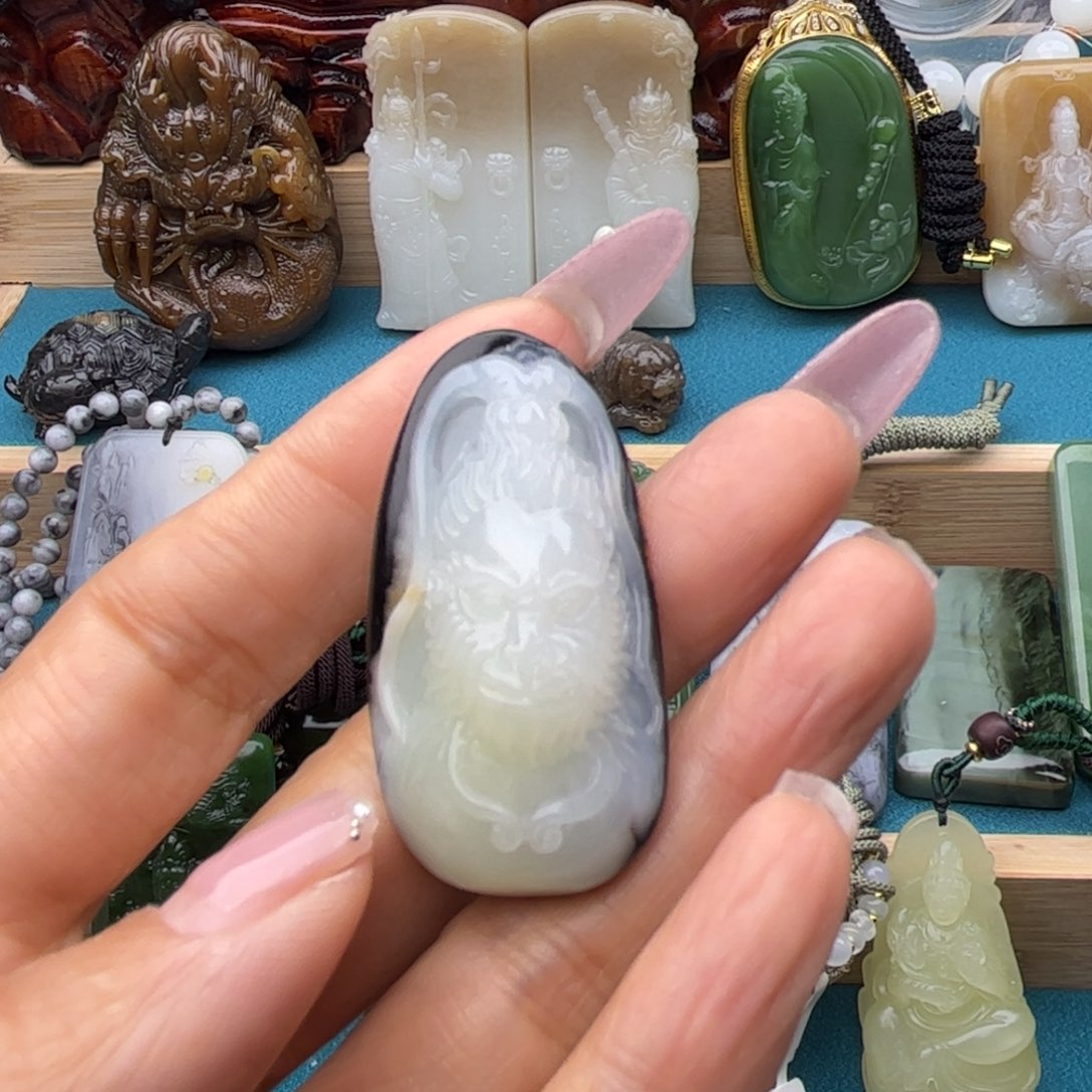 和田玉挂件未镶嵌