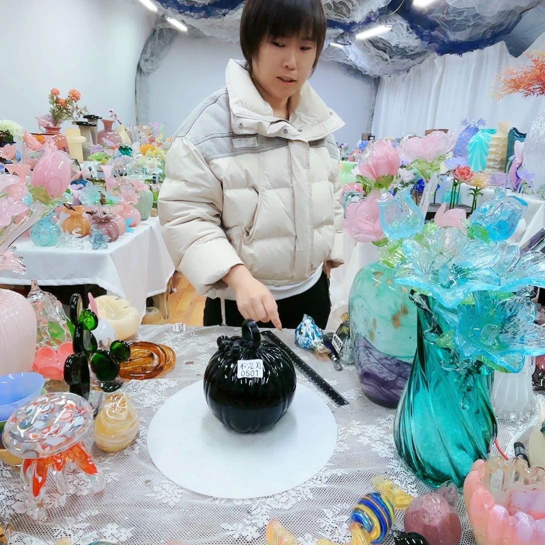 福利不退不换琉璃花瓶艺术品