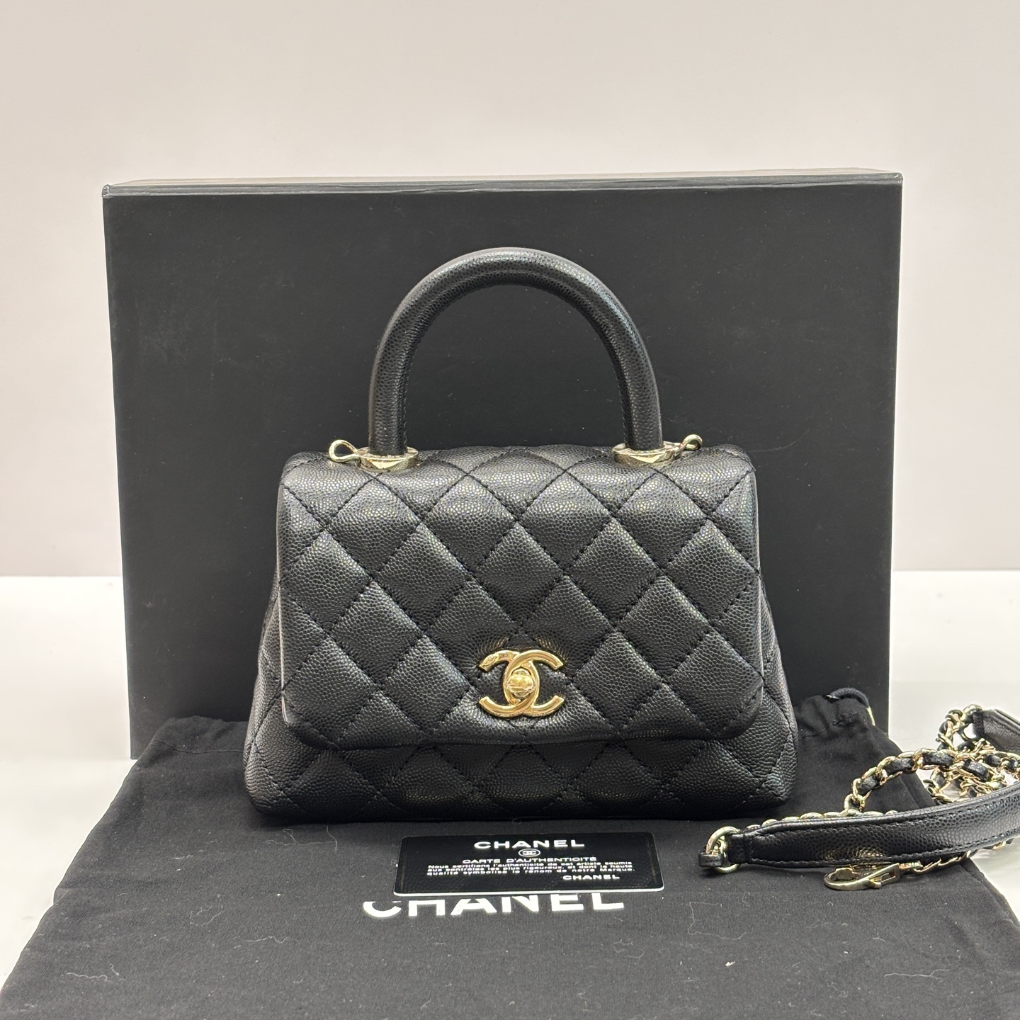 95新 Chanel/香奈儿 黑金 cocohandle mini手提斜挎包 09001