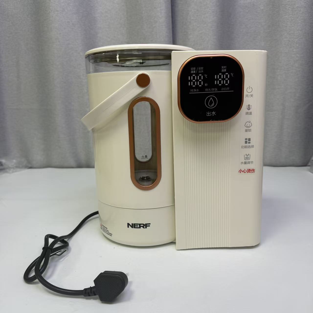 66286  电热水壶（3L）