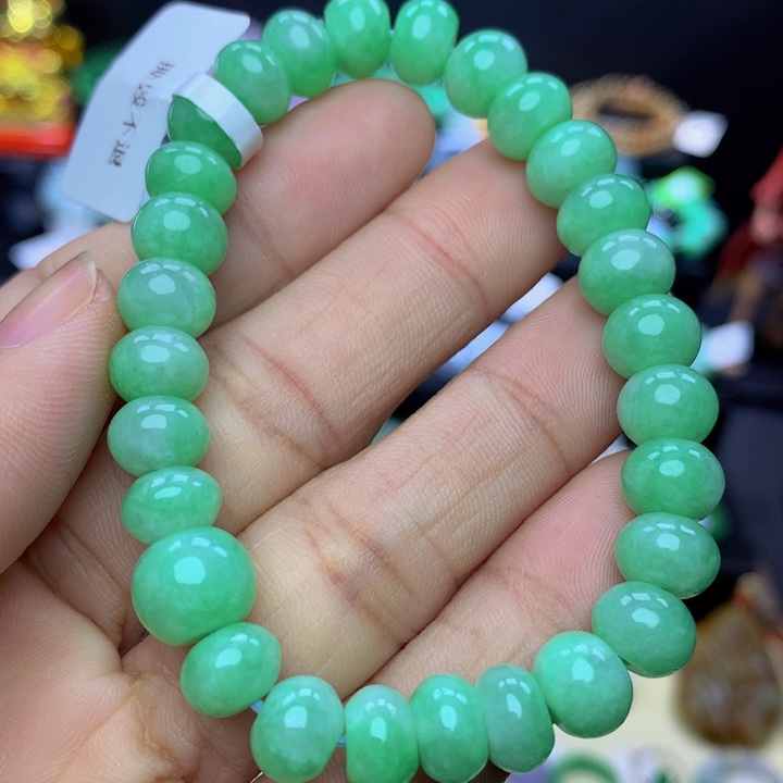 翡翠手链未镶嵌翡翠 9.0