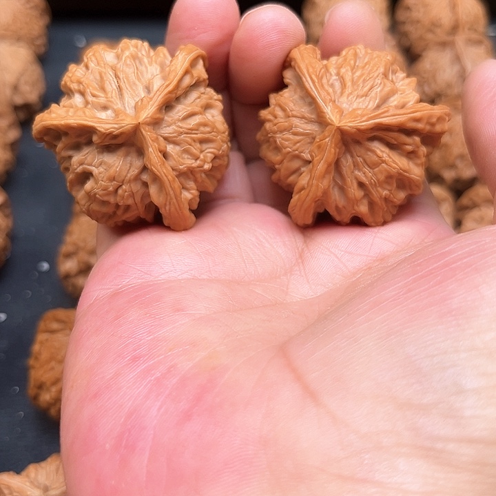 文玩核桃吊坠我想要