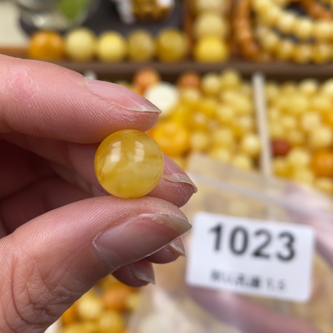 琥珀珠宝奇石未镶嵌12.0