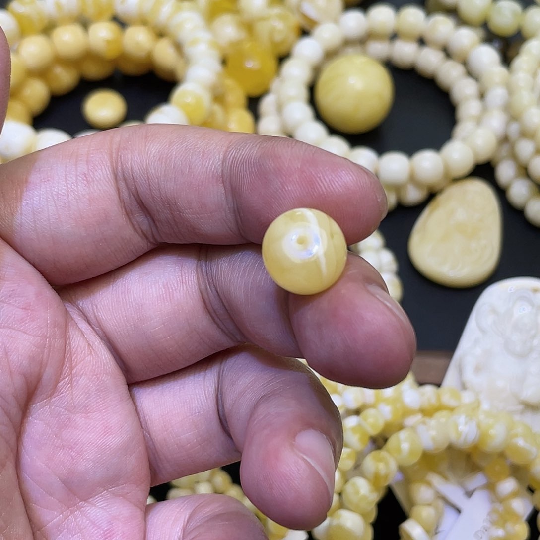 蜜蜡手串未镶嵌木**?12mmmmmm