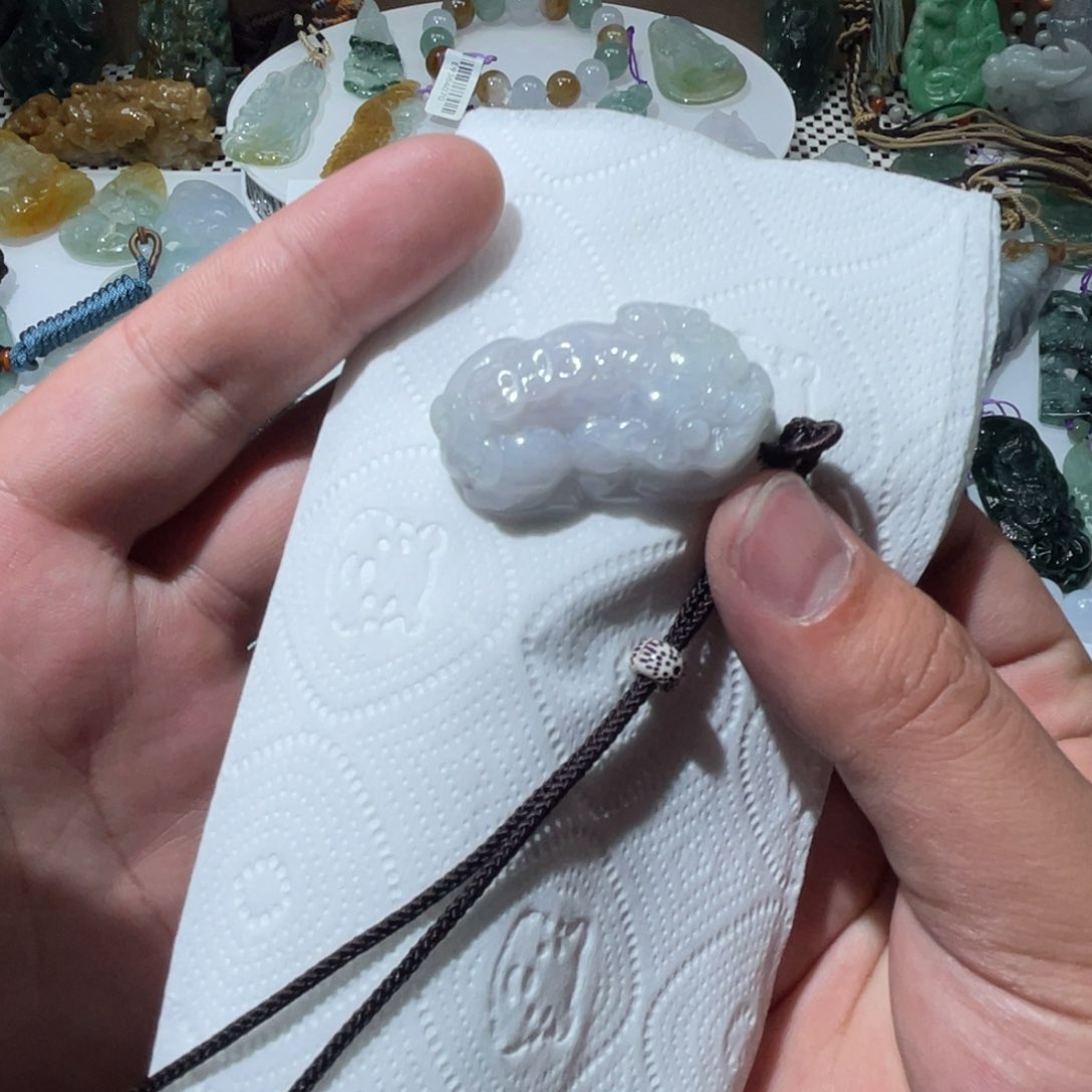 翡翠颈饰未镶嵌天然
