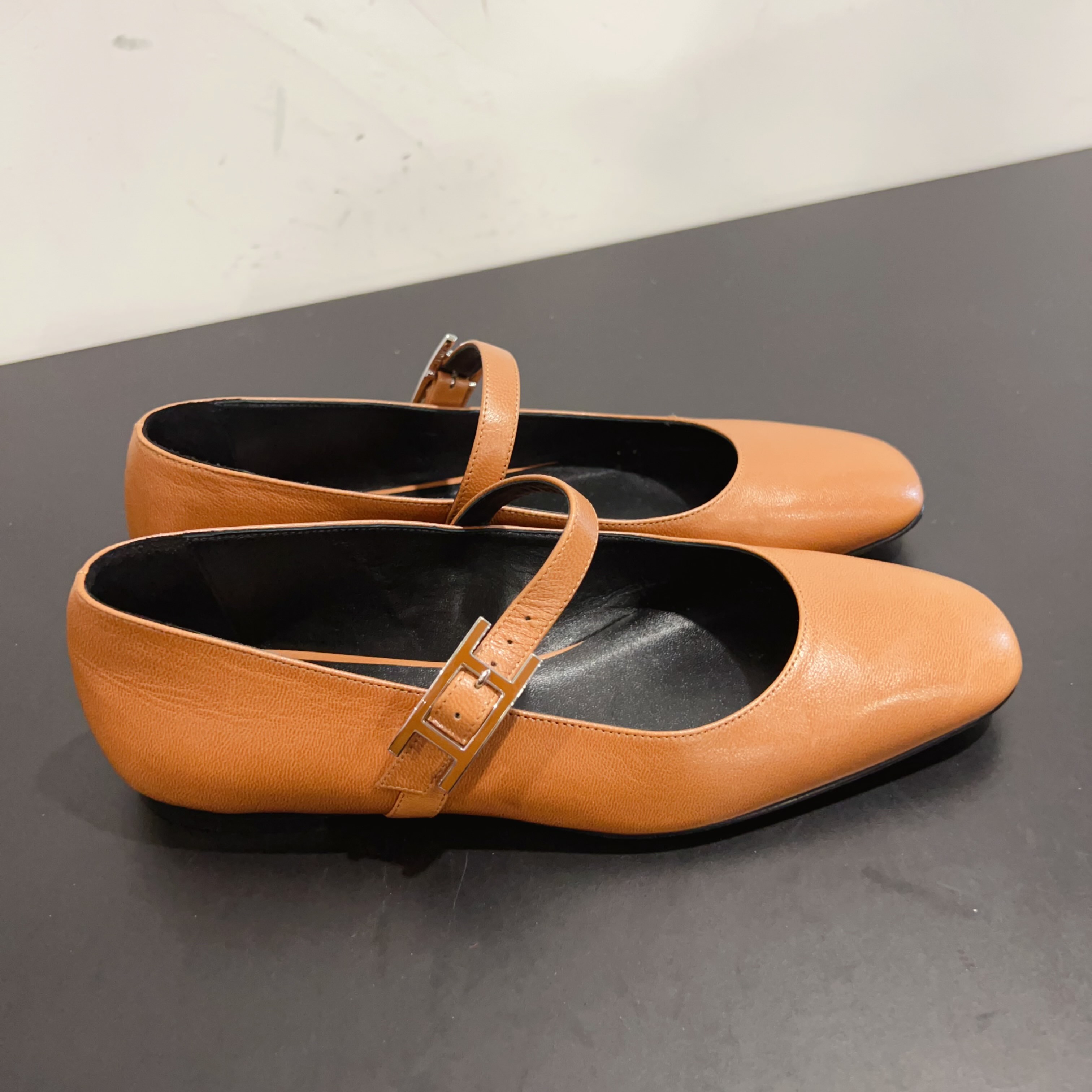 99新 Hermes/爱马仕 平底鞋/成色看直播 尺码37/GSS29988 