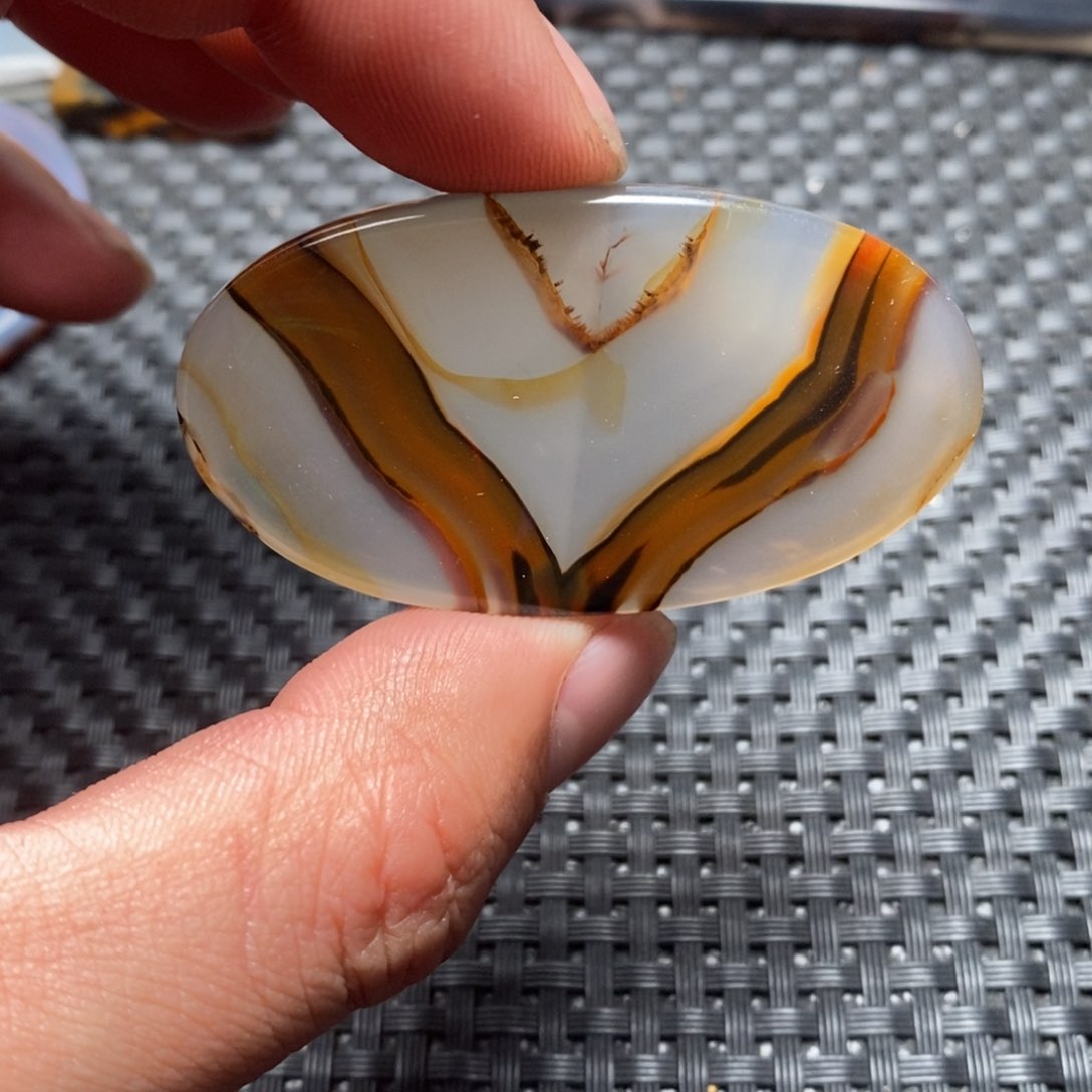 玛瑙/玉髓颈饰未镶嵌