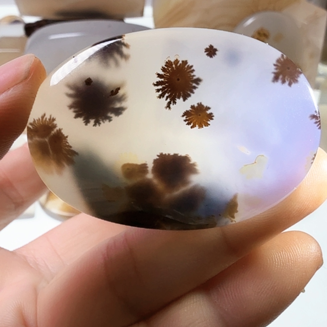 玛瑙/玉髓未镶嵌珠宝半成品