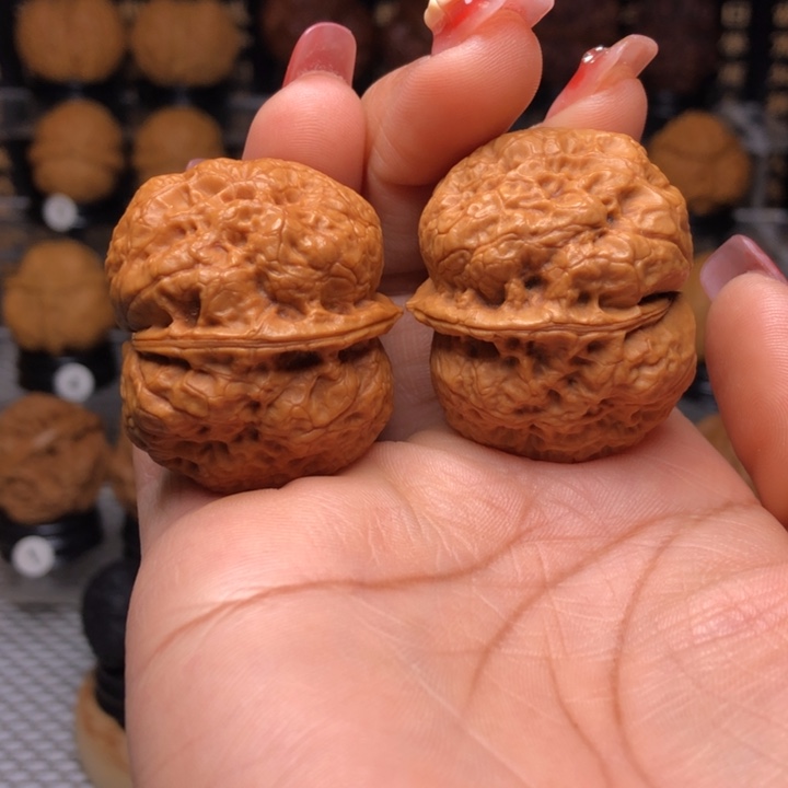 橄榄核吊坠50金貔貅