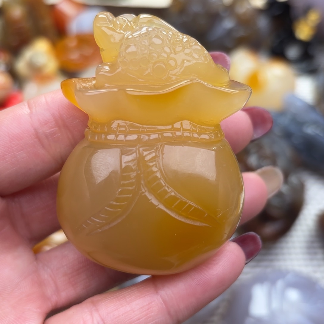 玛瑙/玉髓未镶嵌把件