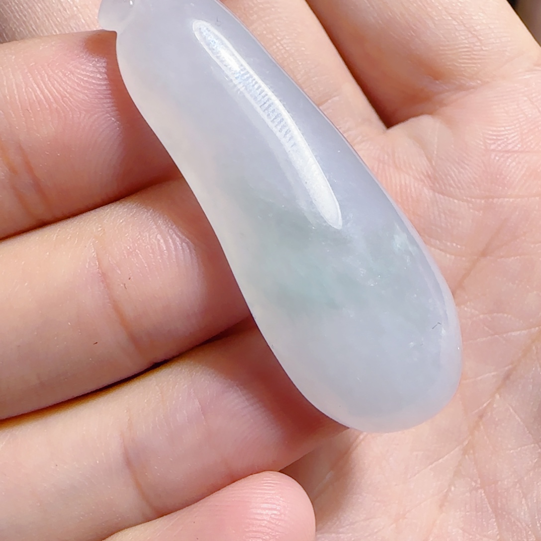 翡翠未镶嵌颈饰福瓜