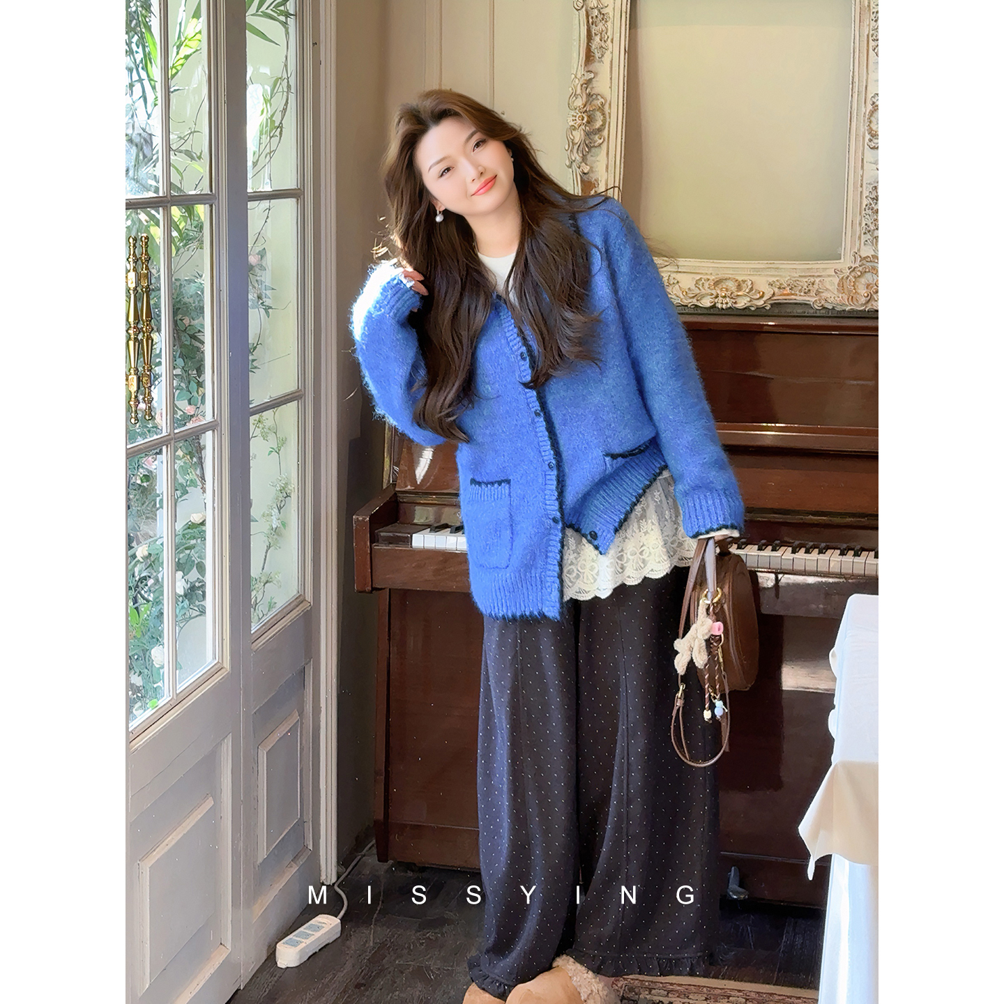 应小姐【蓝调音符】微胖大码秋冬法式显瘦气质百搭复古宽松针织毛衫