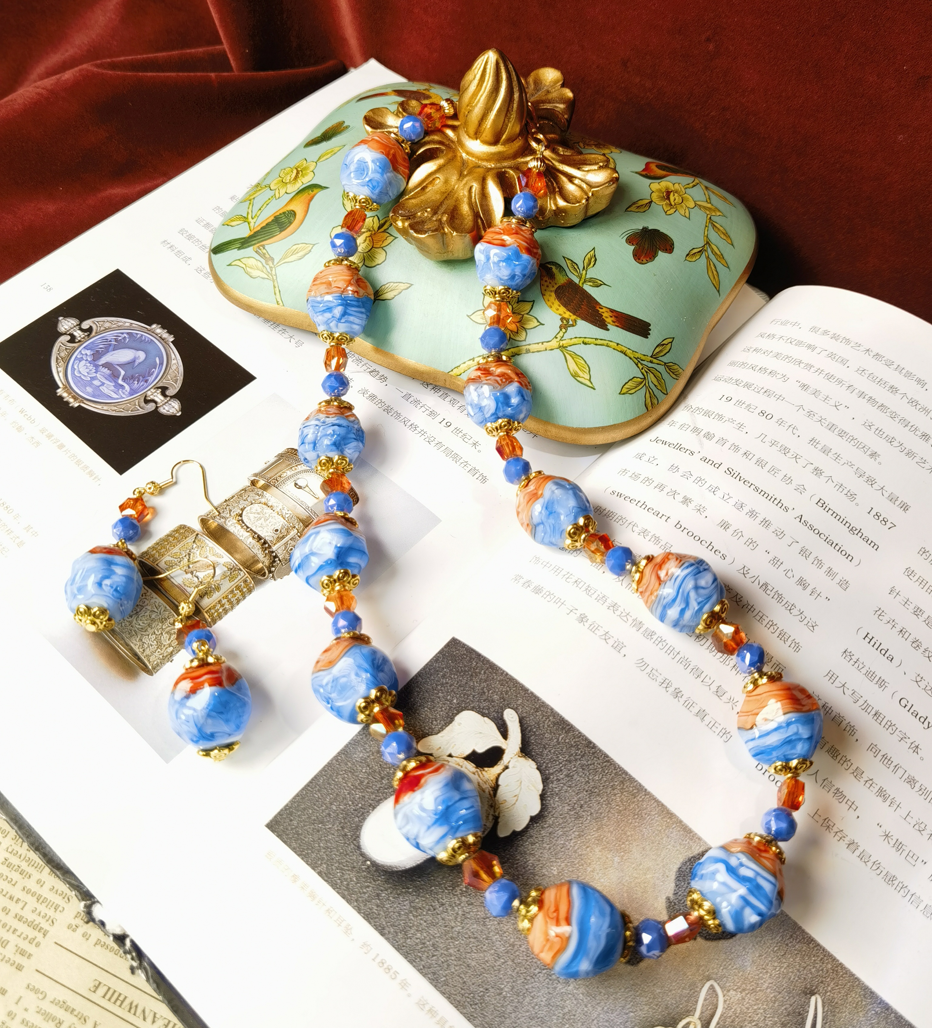 《大海与沙滩》意产琉璃项链