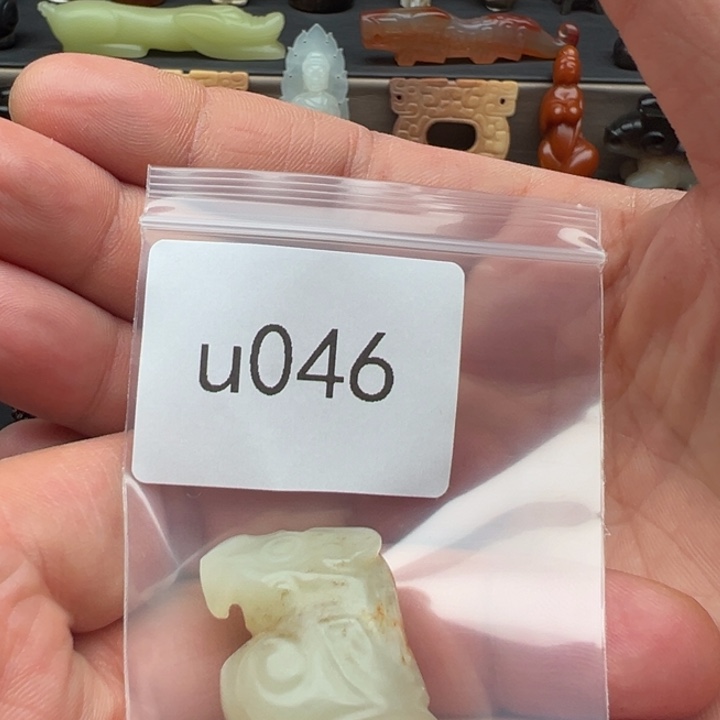 *****和田玉未镶嵌珠宝半成品