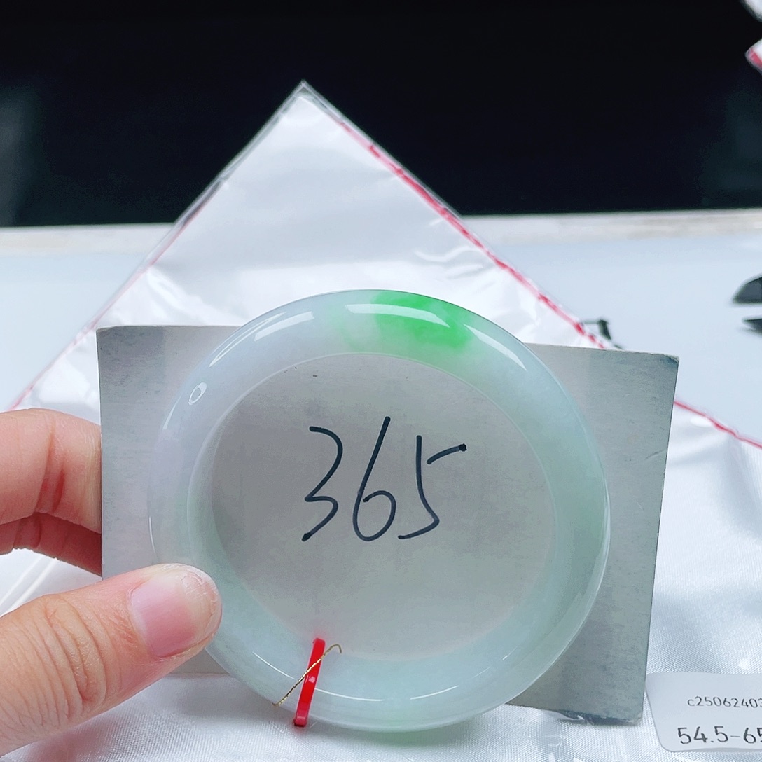 翡翠未镶嵌手镯54+正圈