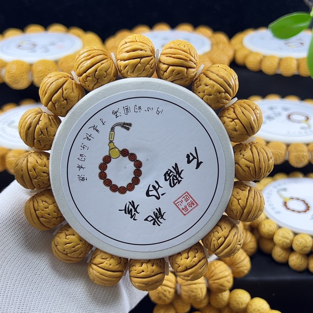 隔***哥桃核手串金鱼肚桃核手串