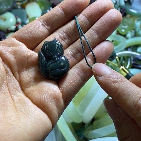 和田玉手机挂件未镶嵌