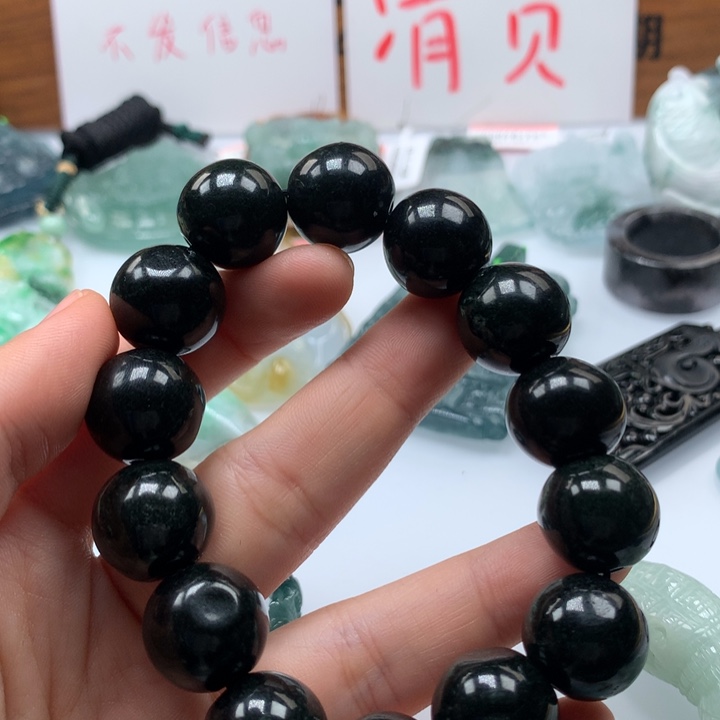 翡翠颈饰未镶嵌保真天然A货翡翠