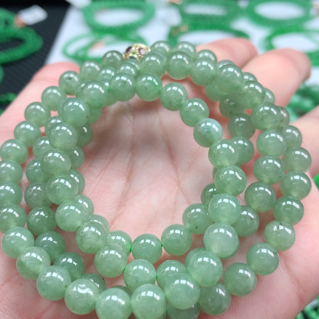 翡翠手链未镶嵌翡翠