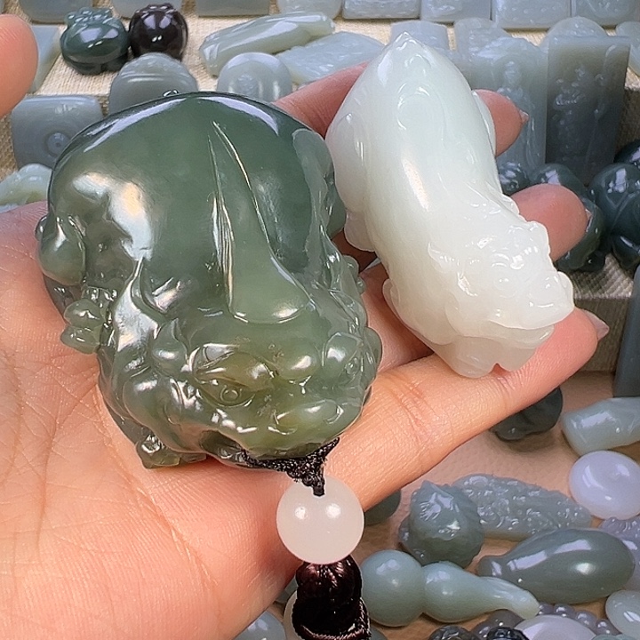 木***木和田玉未镶嵌包链