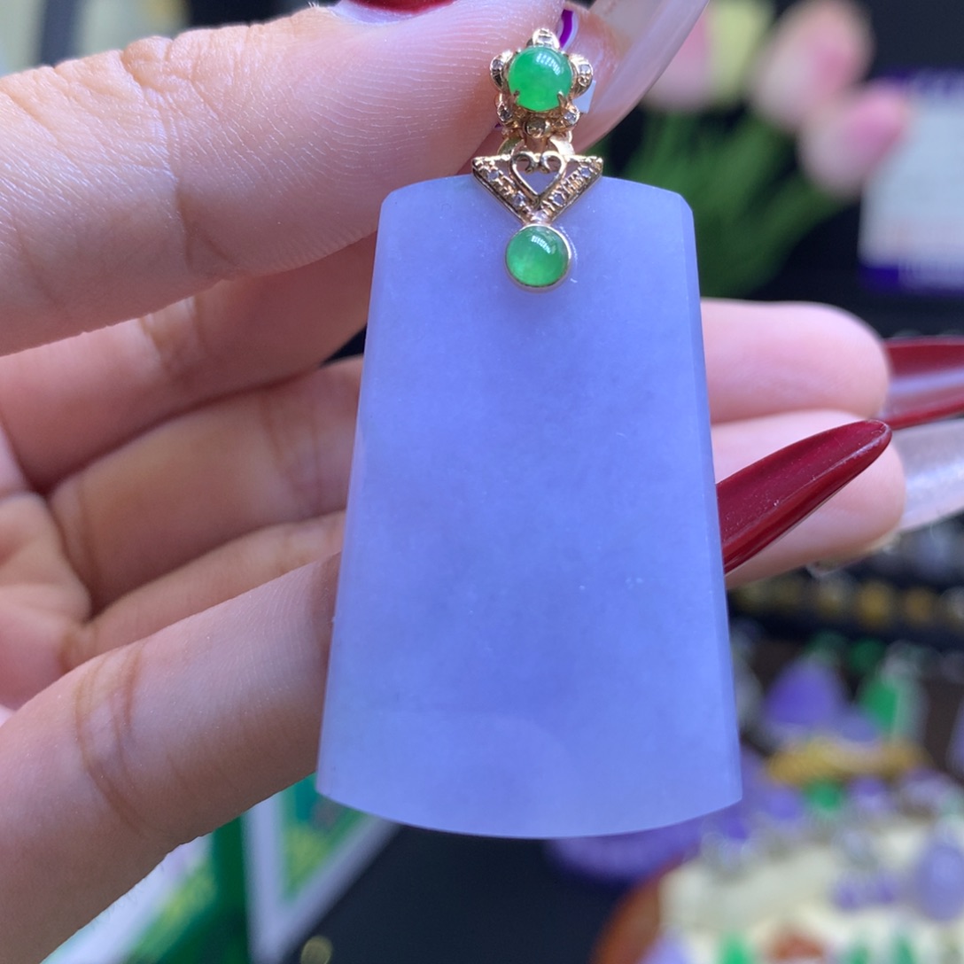 翡翠颈饰18K金镶嵌天然