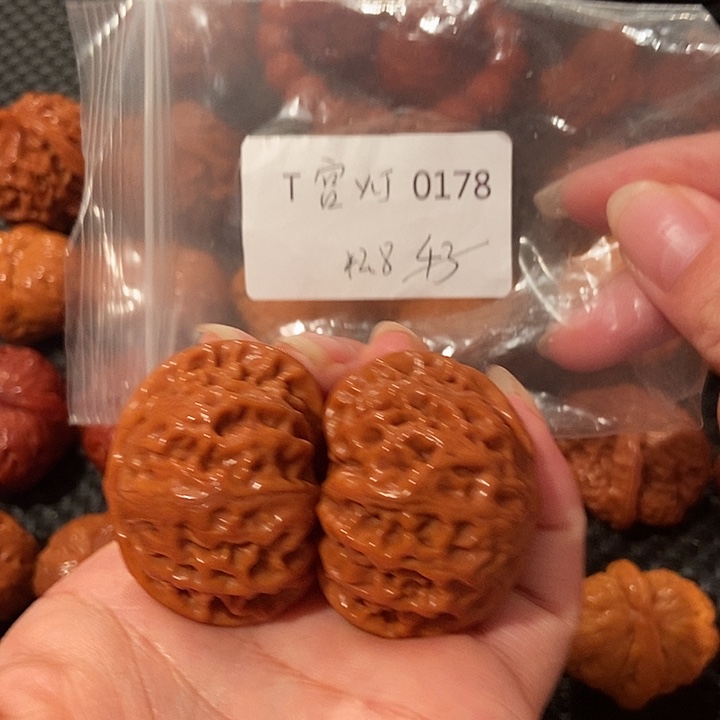 吊坠文玩核桃宫灯42.8