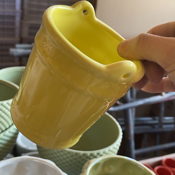 陶盆有孔 瑕疵针孔漏釉介意勿拍外高 10外口8