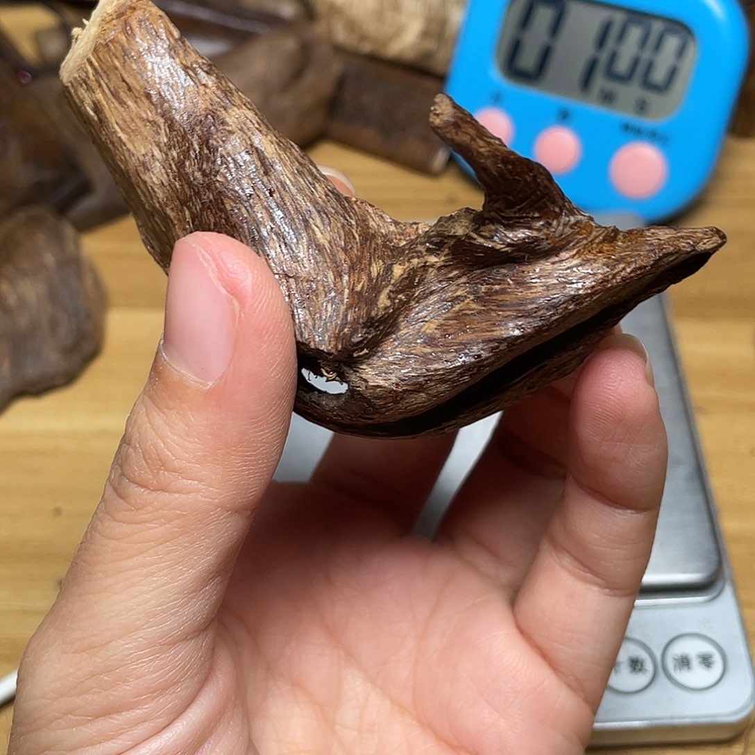 极***沉香达拉干留疤原料12.9克