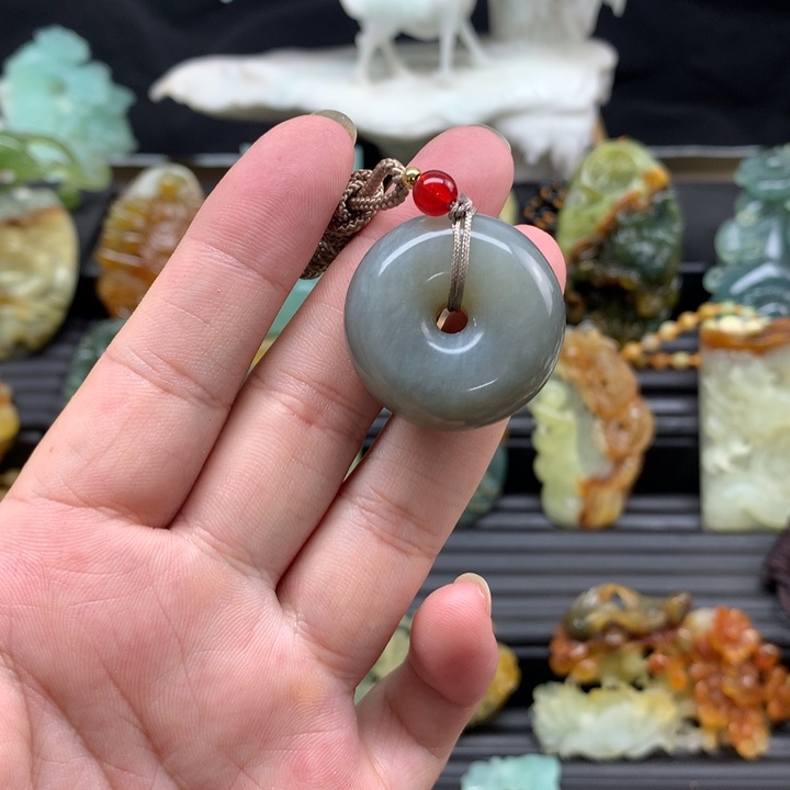 蛇纹石玉合金颈饰