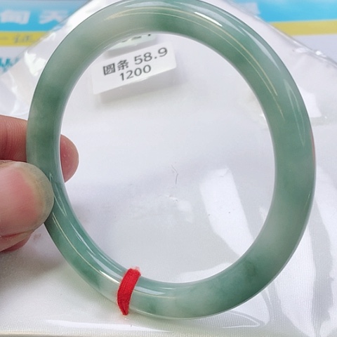 翡翠手镯未镶嵌0021号