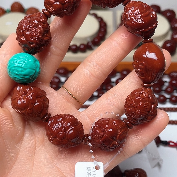 橄榄核手串早***夜玉化财神