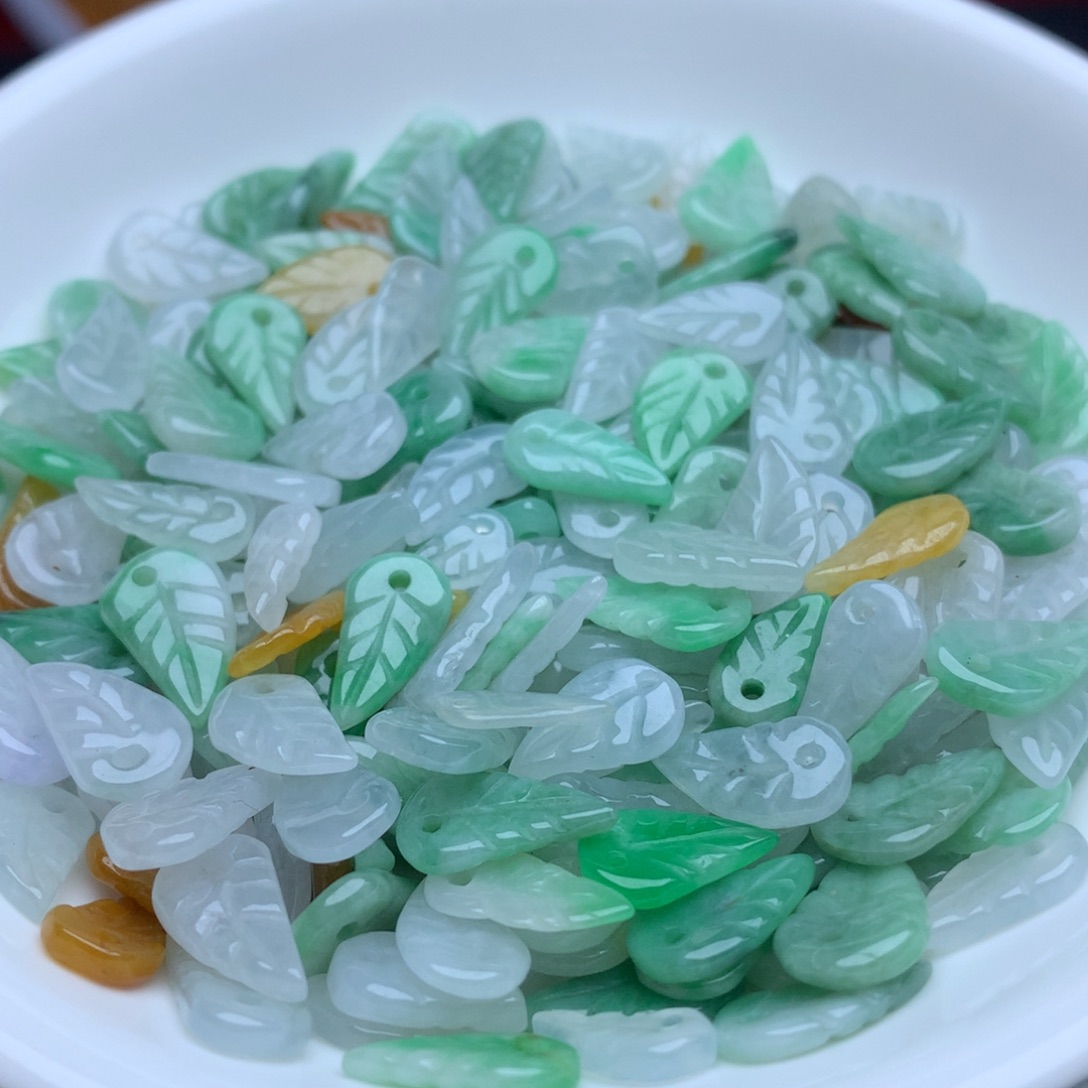 【闪购商品】翡翠手链未镶嵌冰三彩树叶子20个