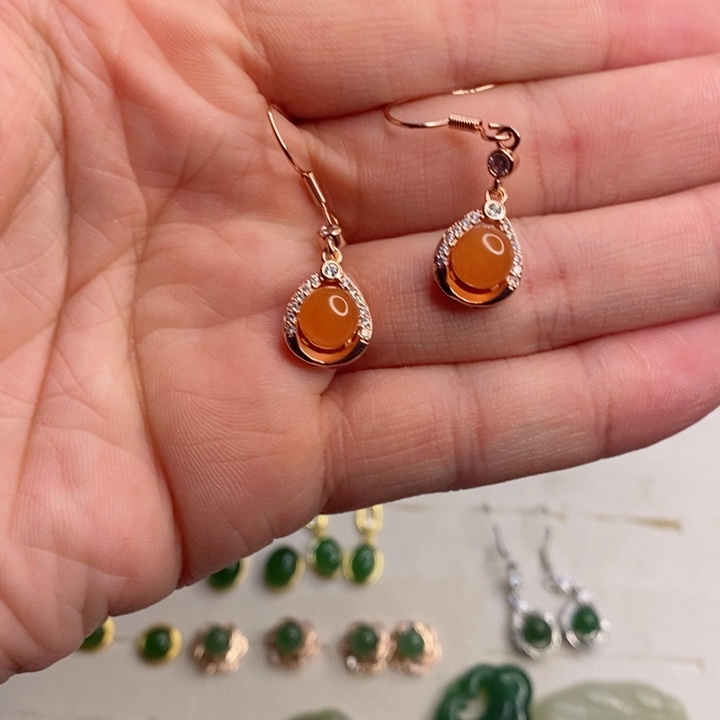 和田玉耳钉银S925镶嵌